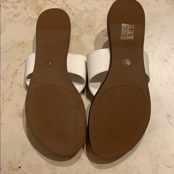 Tory Burch sandals - Picture 2 of 2